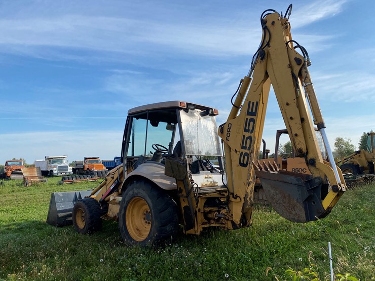 new-holland-655e-image-9