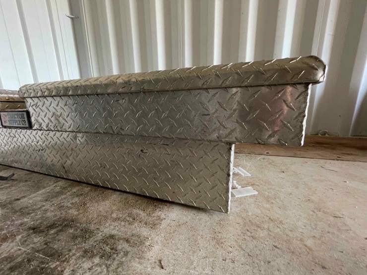 #1615-•-tractor-supply-diamond-plate-tool-box-image-8