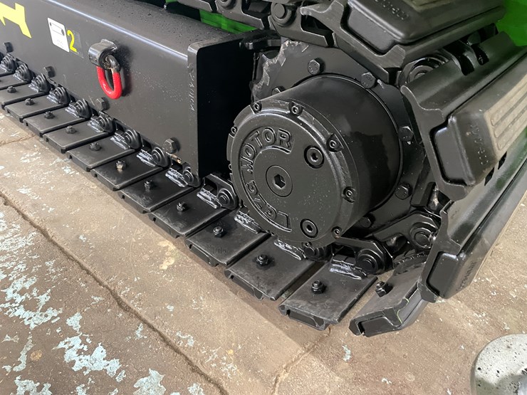 #5551-•-fronteq-fs6332tl-track-drive-scissor-lift-with-outriggers-image-30