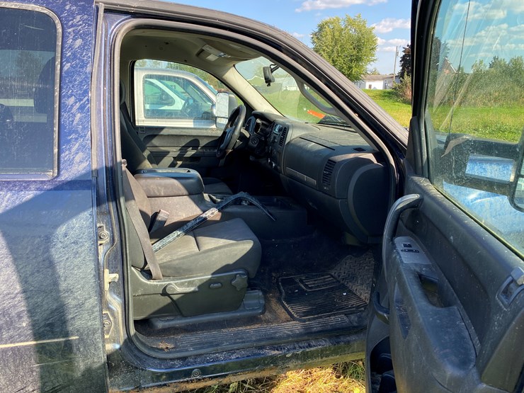 2010-gmc-sierra-1500-image-68