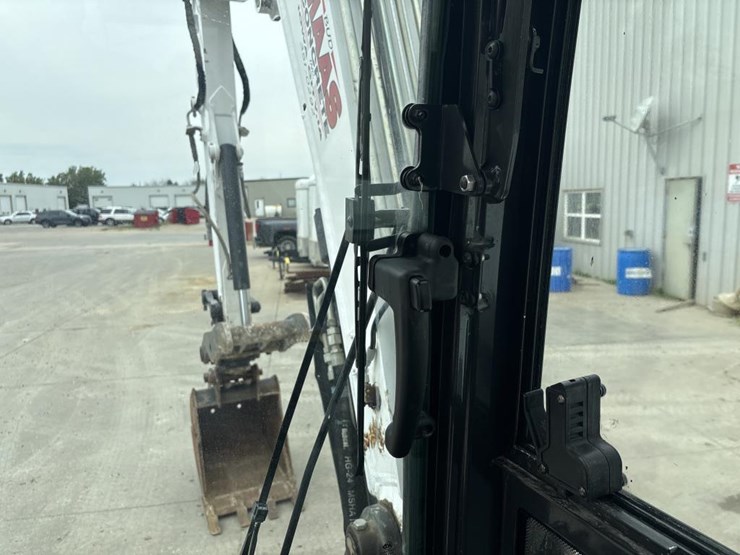 2019-bobcat-e85-image-50