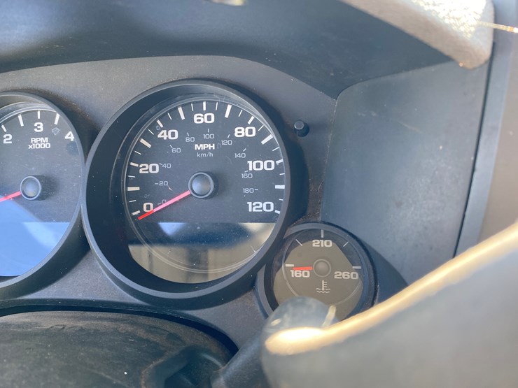 #1598-•-2010-chevy-silverado-1500-regular-cab-pickup-truck-(no-title)-image-56