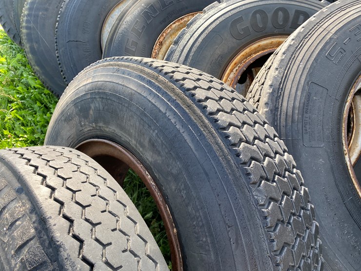 #1641-•-misc.-wheels-and-tires-image-9