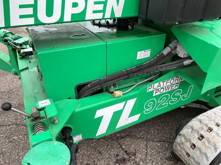 #5501-•-2017-teupen-tl92sj-track-drive-aerial-work-platform-image-27