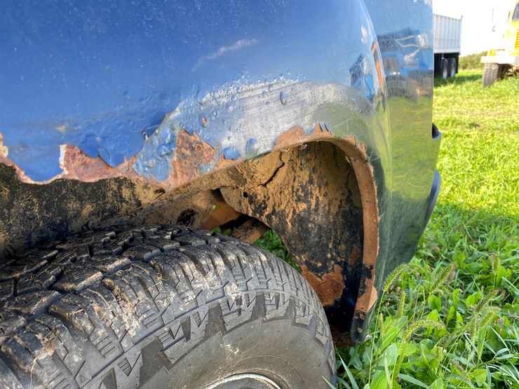 2010-gmc-sierra-1500-image-19