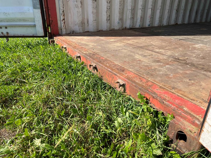 #1611-•-40'-high-cube-shipping-container-image-26