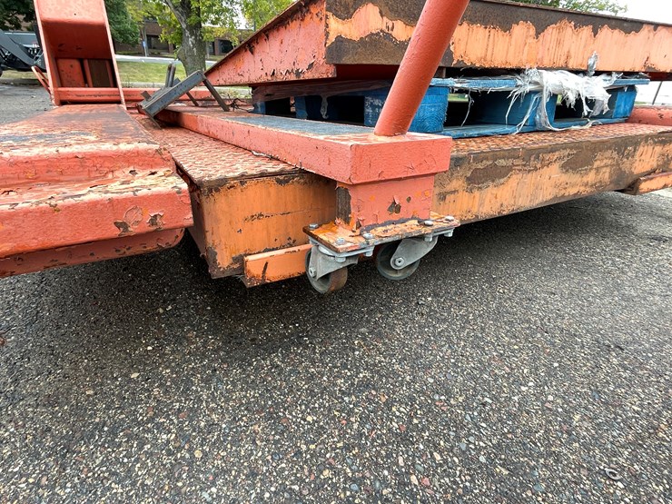 #5513-•-handling-specialty-forklift-lift-image-14