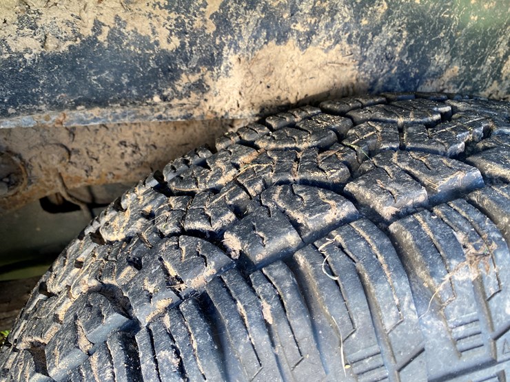 2010-gmc-sierra-1500-image-16