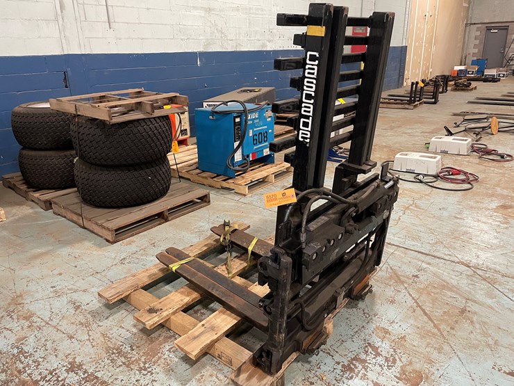 #5570-•-cascade-forklift-attachment-image-4