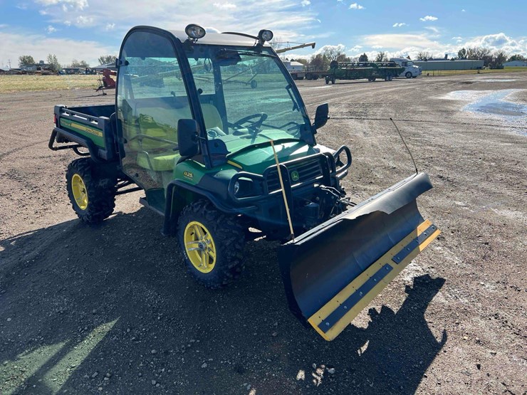 2013-john-deere-gator-image-3
