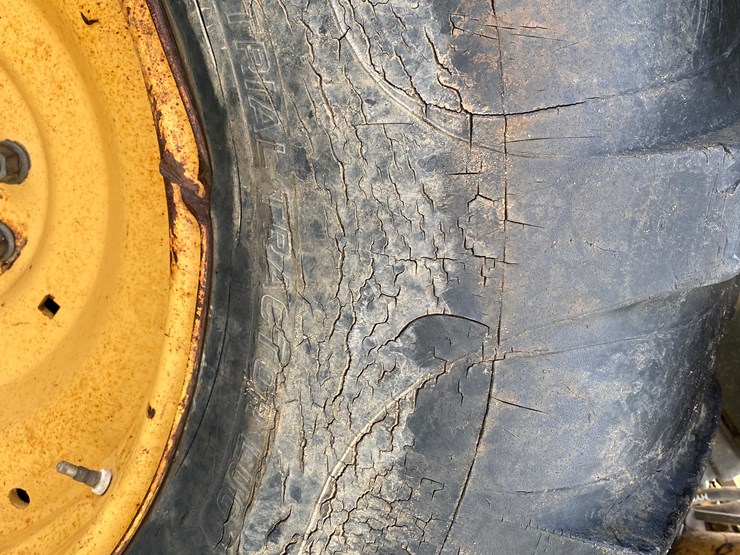 new-holland-655e-image-21