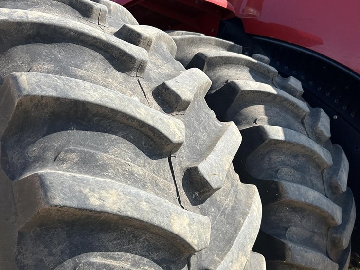 2011-case-ih-steiger-600-hd-image-58