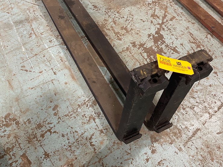 #7208-•-54"-x-4"-forklift-pallet-forks-image-5