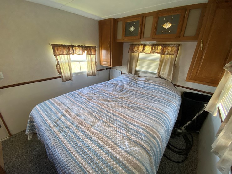 #1607-•-keystone-sprinter-360fk-camper,-(no-title)-image-56