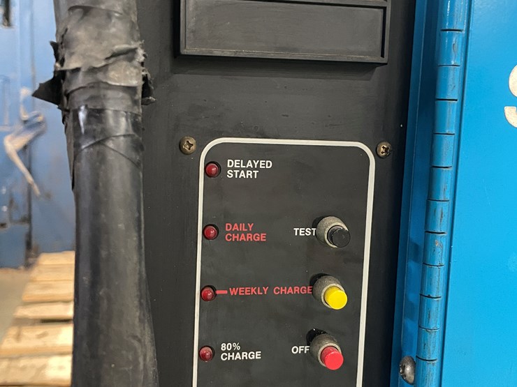 #7224-•-exide-system-3000-forklift-battery-charger-image-6