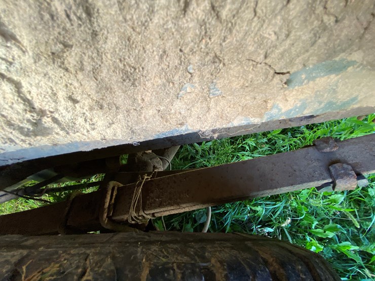 #1599-•-2000-chevy-silverado-1500-extended-cab-pickup-truck-(has-wi-title)-image-17