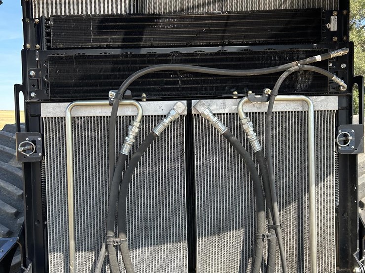 2013-case-ih-steiger-600-quadtrac-image-63