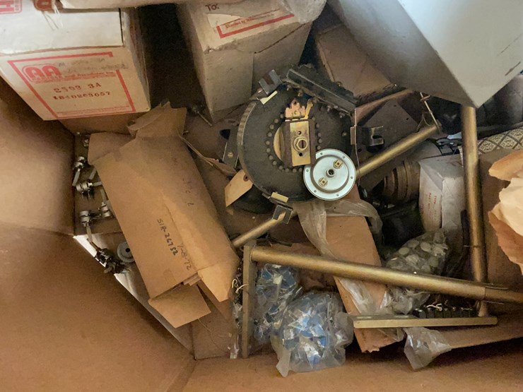 #7258-•-assorted-electrical-parts-and-supplies-image-6