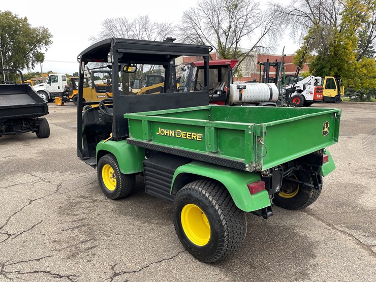 john-deere-gator-image-7