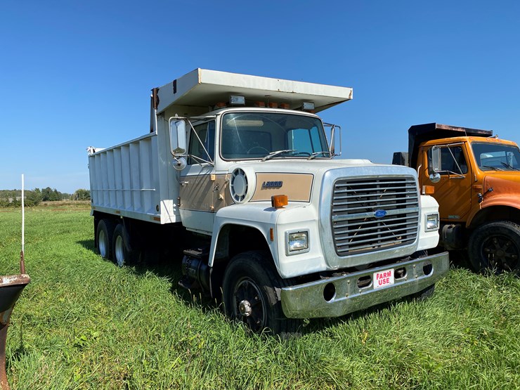 1988-ford-l9000-image-8