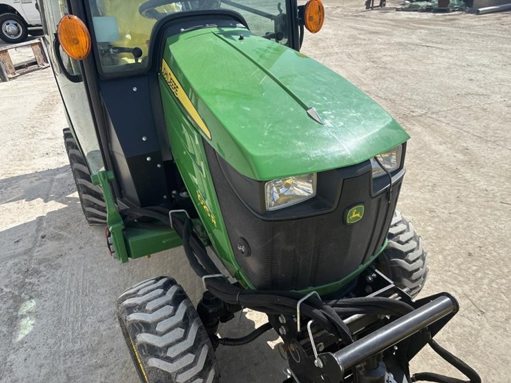 john-deere-1025r-image-14