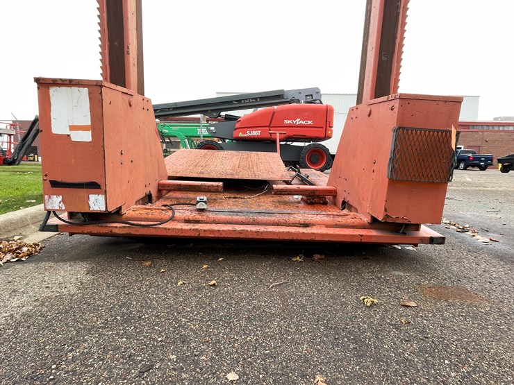 #5513-•-handling-specialty-forklift-lift-image-9