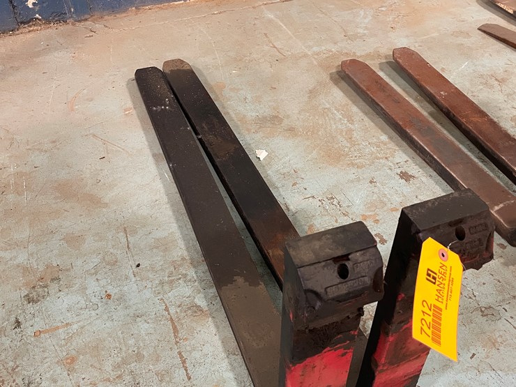 #7212-•-54"-x-4"-forklift-pallet-forks-image-5