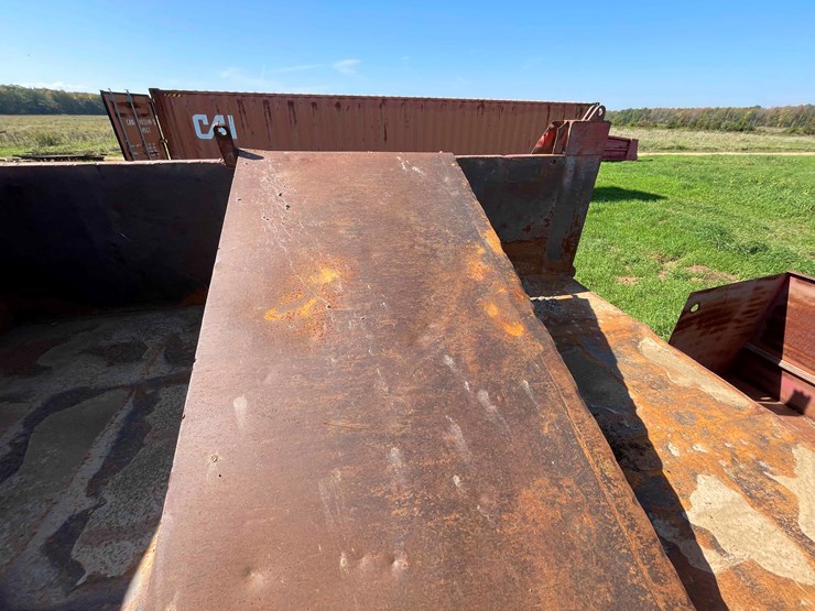 1982-international-dt466-image-102