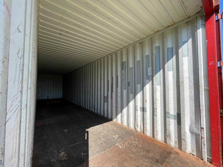 #1611-•-40'-high-cube-shipping-container-image-15