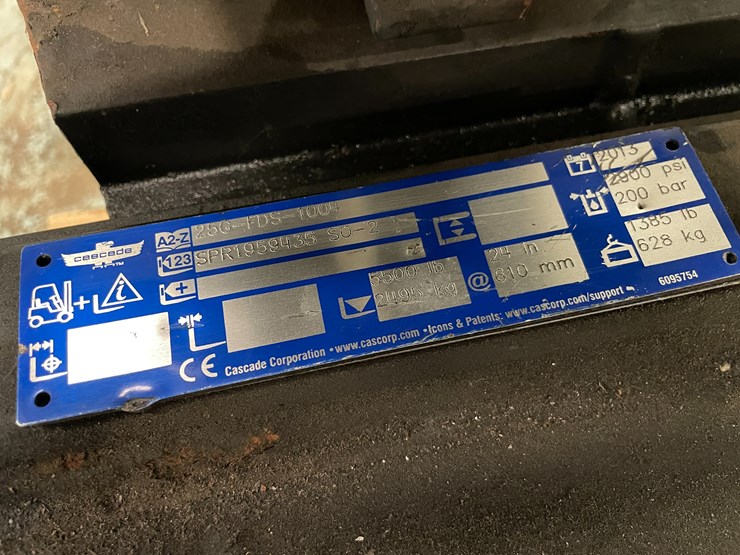 #5570-•-cascade-forklift-attachment-image-15