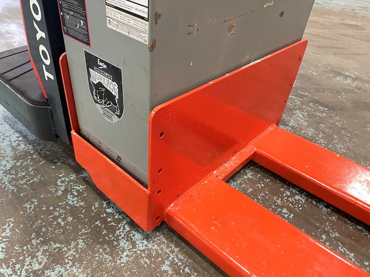 toyota-8hbe30-image-26