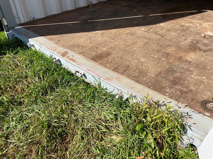 #1612-•-40'-high-cube-shipping-container-image-28