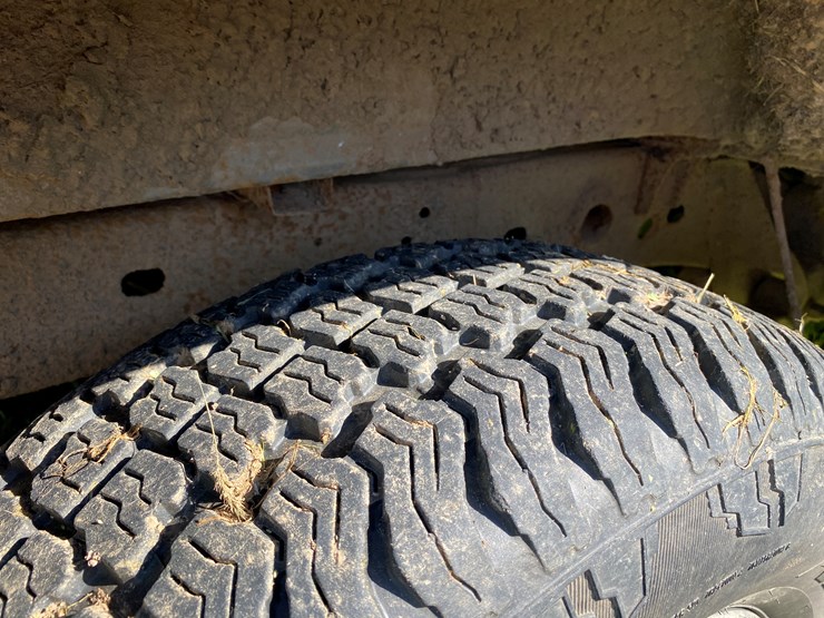 #1599-•-2000-chevy-silverado-1500-extended-cab-pickup-truck-(has-wi-title)-image-30