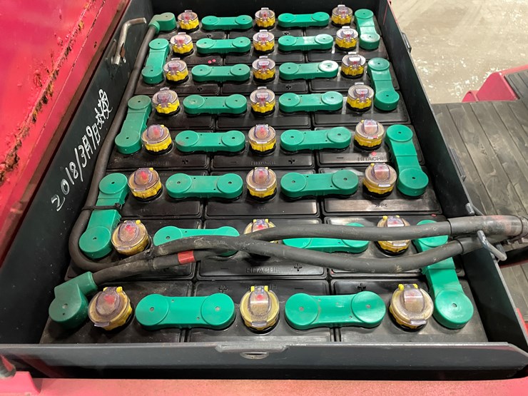 #5568-•-toyota-7-runner-1,500-lbs.-electric-forklift-image-36