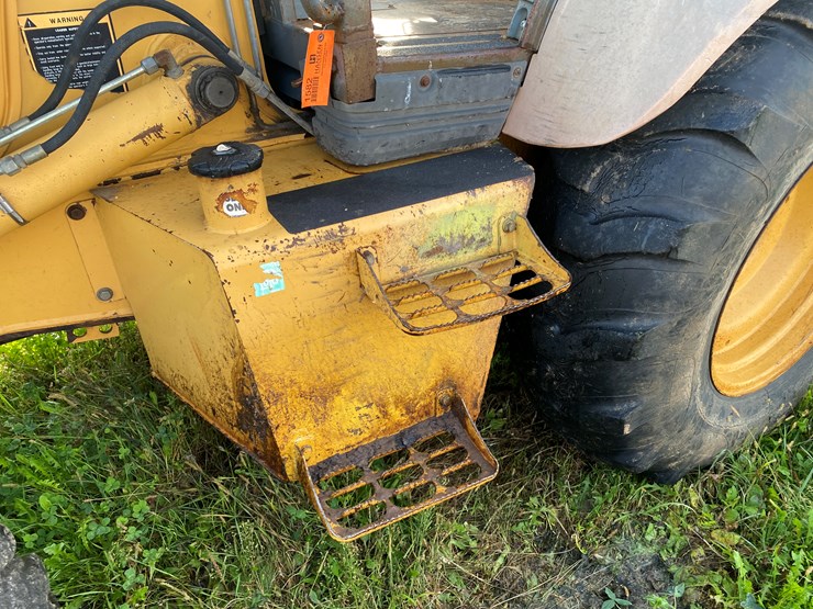 new-holland-655e-image-19