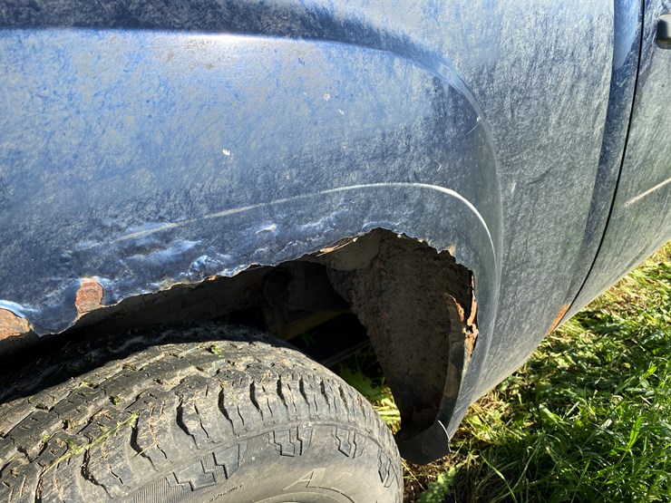 2010-gmc-sierra-1500-image-34