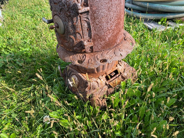 #1658-•-star-gem-cast-iron-wood-stove-image-4