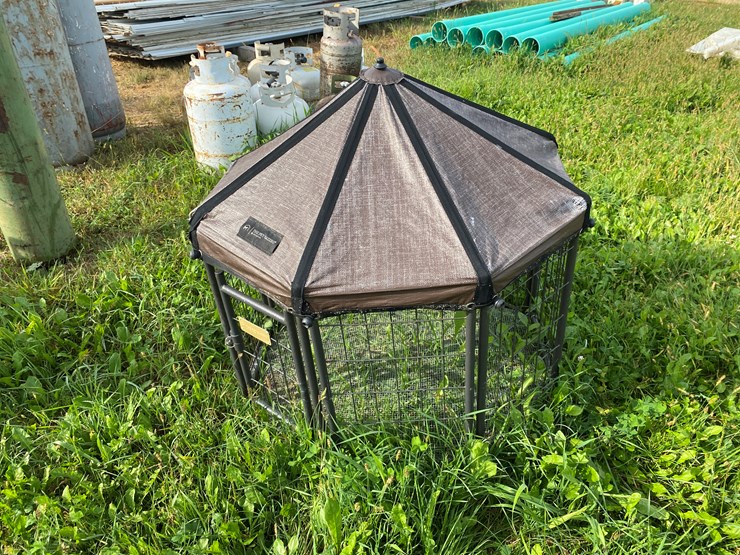 #1673-•-small-animal-pet-enclosure-image-1