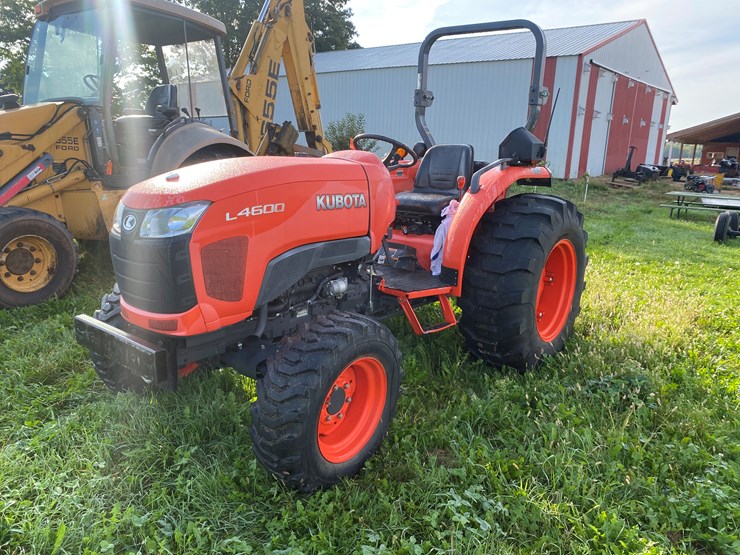 #1583-•-kubota-l4600d-4x4-diesel-tractor-image-1