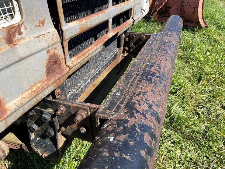 1982-international-dt466-image-78