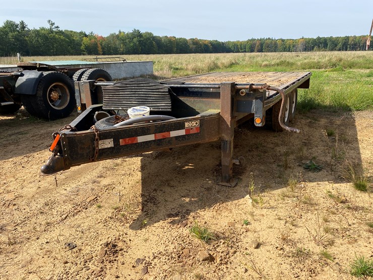 #1589-•-2004-big-o-16'-tandem-axle-deckover-trailer-(no-title)-image-1