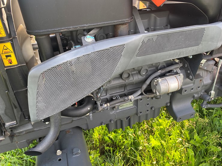 #1583-•-kubota-l4600d-4x4-diesel-tractor-image-44