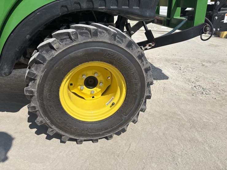 john-deere-1025r-image-30
