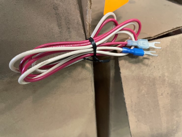 #7229-•-dialight-traffic-light-signals-image-8