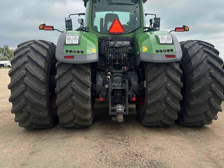2022-fendt-1050-vario-image-6