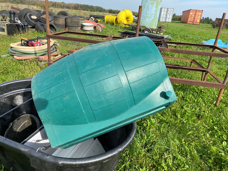 #1655-•-poly-100-gallon-water-tank-image-10