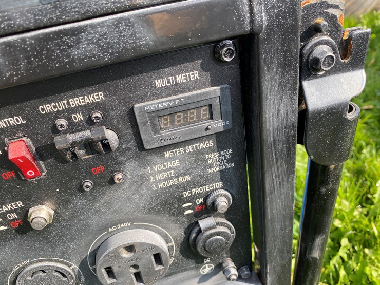 #1647-•-duromax-xp13,000e-generator-image-12