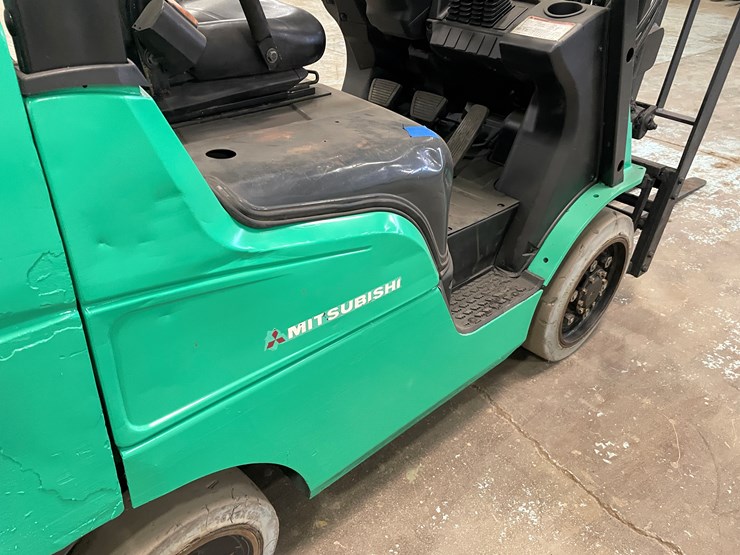 2018-mitsubishi-fgc25n-image-34