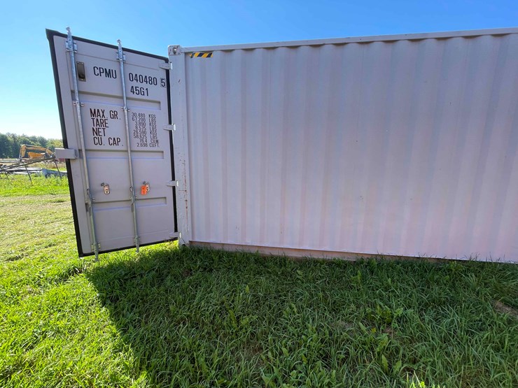 #1612-•-40'-high-cube-shipping-container-image-3