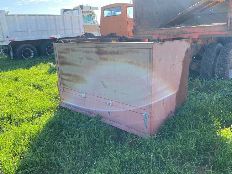 1982-international-dt466-image-8